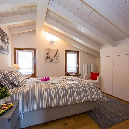 Apartamento Sleeps 6 *