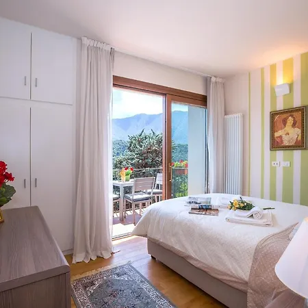 Sleeps 6 Mezzegra